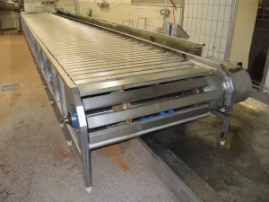 Bleeding table