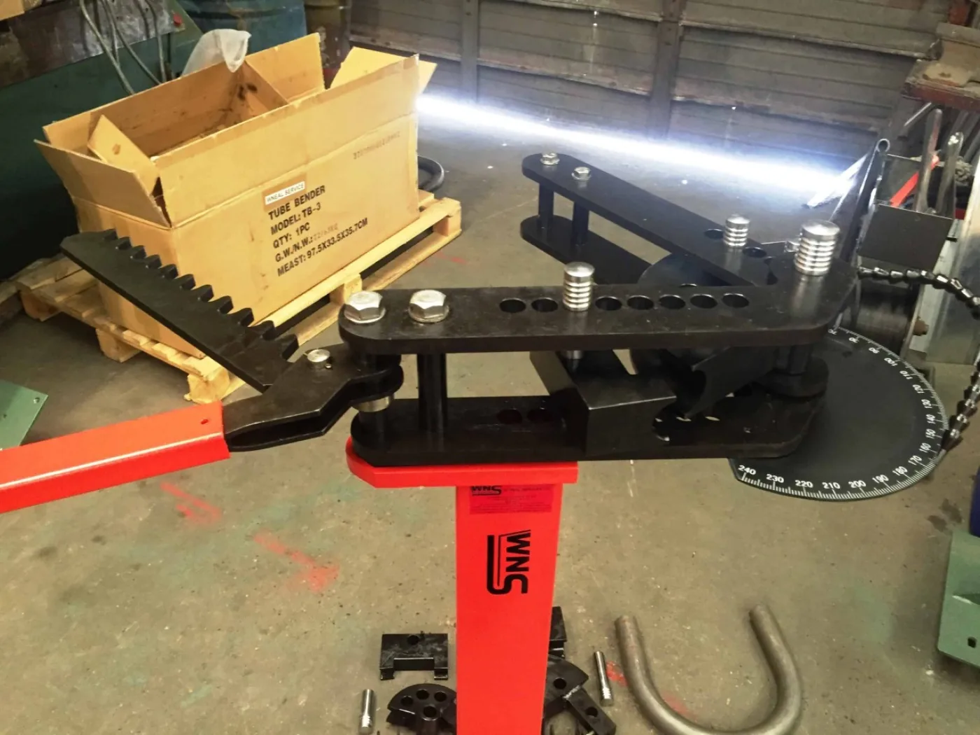 WNS Manual Tube Bender c/w 3 or 4 Dies - WNS - W. Neal Services Ltd - 7