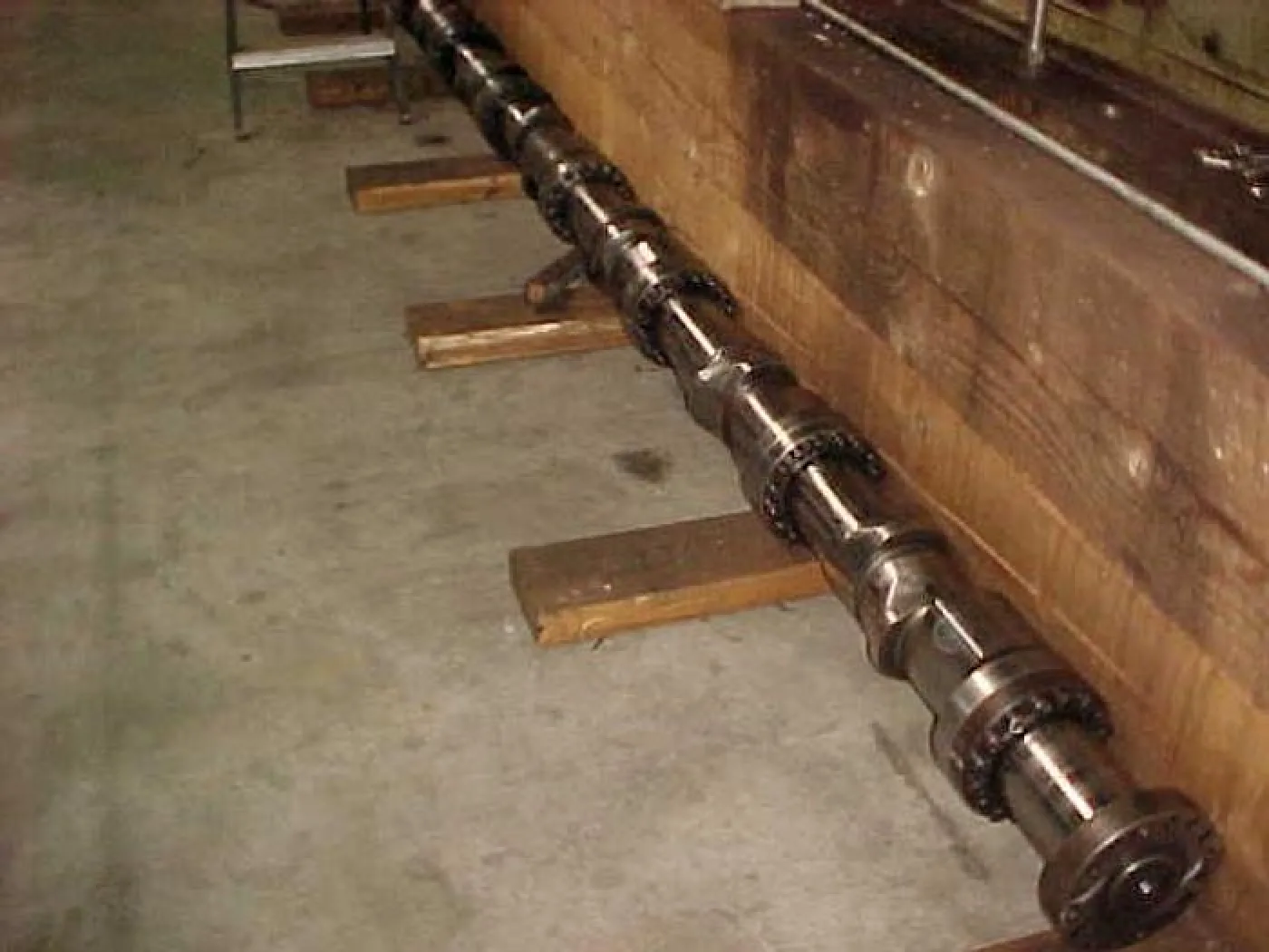 CAMSHAFT SECTIONS DEUTZ RBV8M540 - 2