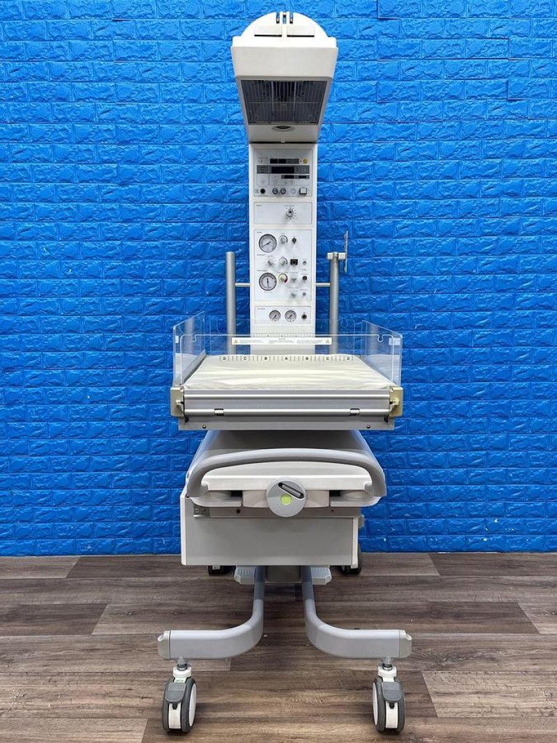 DRAEGER Resuscitaire YOM: 2014 Infant Resuscitator