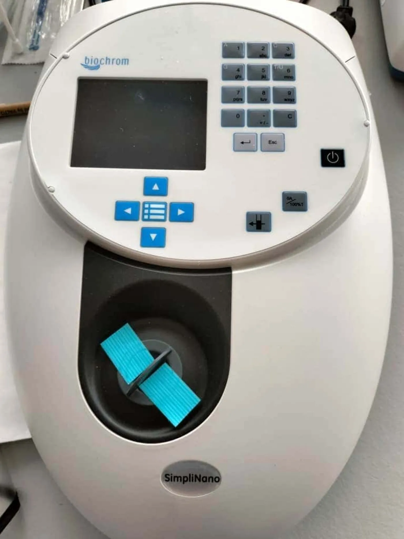 Biochrom SimpliNano Spectrophotometer - 1