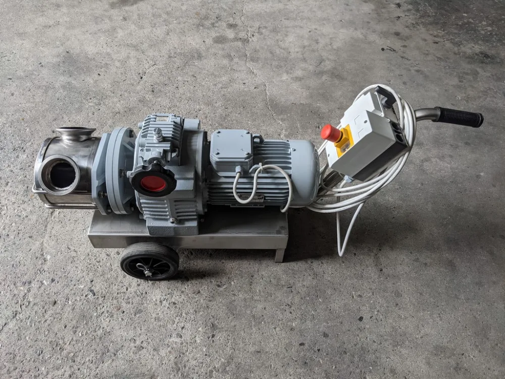 LIVERANI MAXI 80 COAXIAL PUMP, USED EQUIPMENT