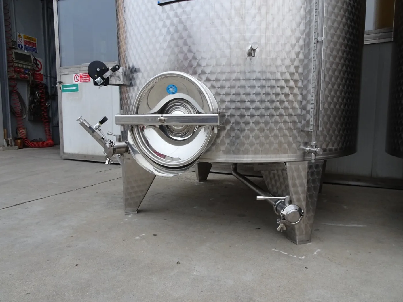 STAINLESS STEEL TANKS CAPACITY LITERS 5000 PNEUMATIC FLOATING LID CONICAL BOTTOM NEW EQUIPMENT - 2