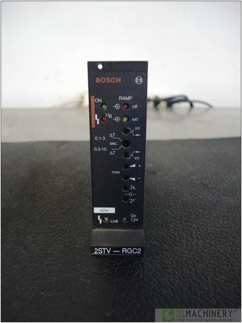 2000 BOSCH 0811405073 2STV RGC2 AI2227