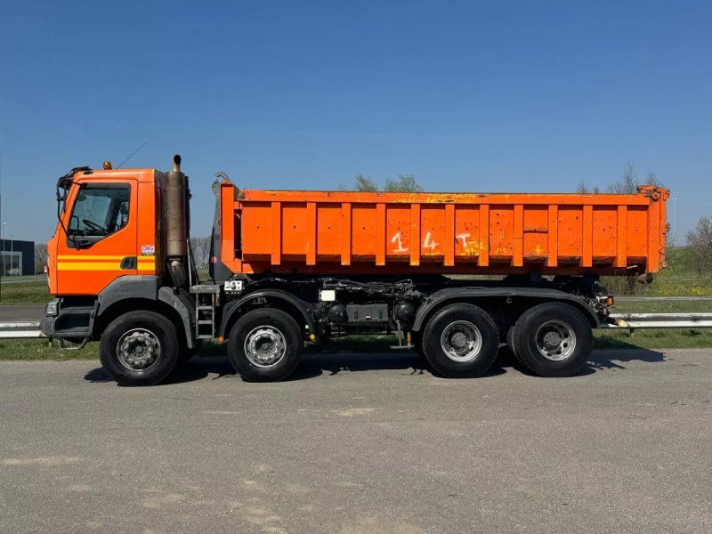 Renault Kerax 410 8×4 Full steel – Manual – Euro 4 – Big axles
