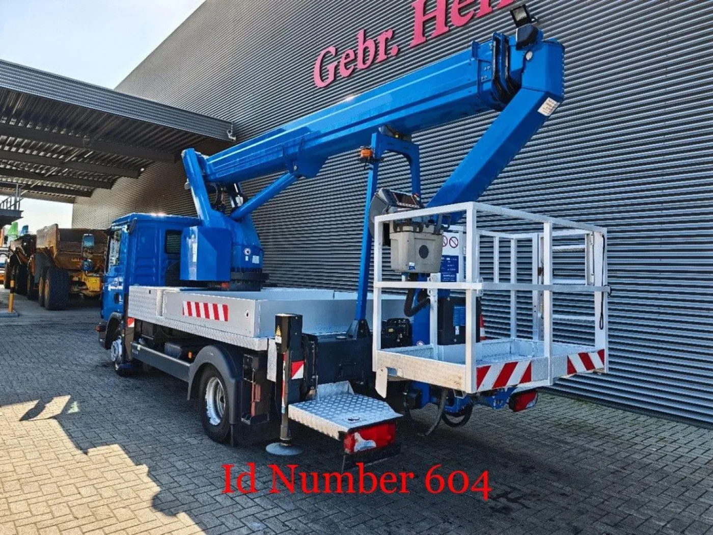 MAN TGL 8.180 4x2 Ruthmann T230.1 - 5