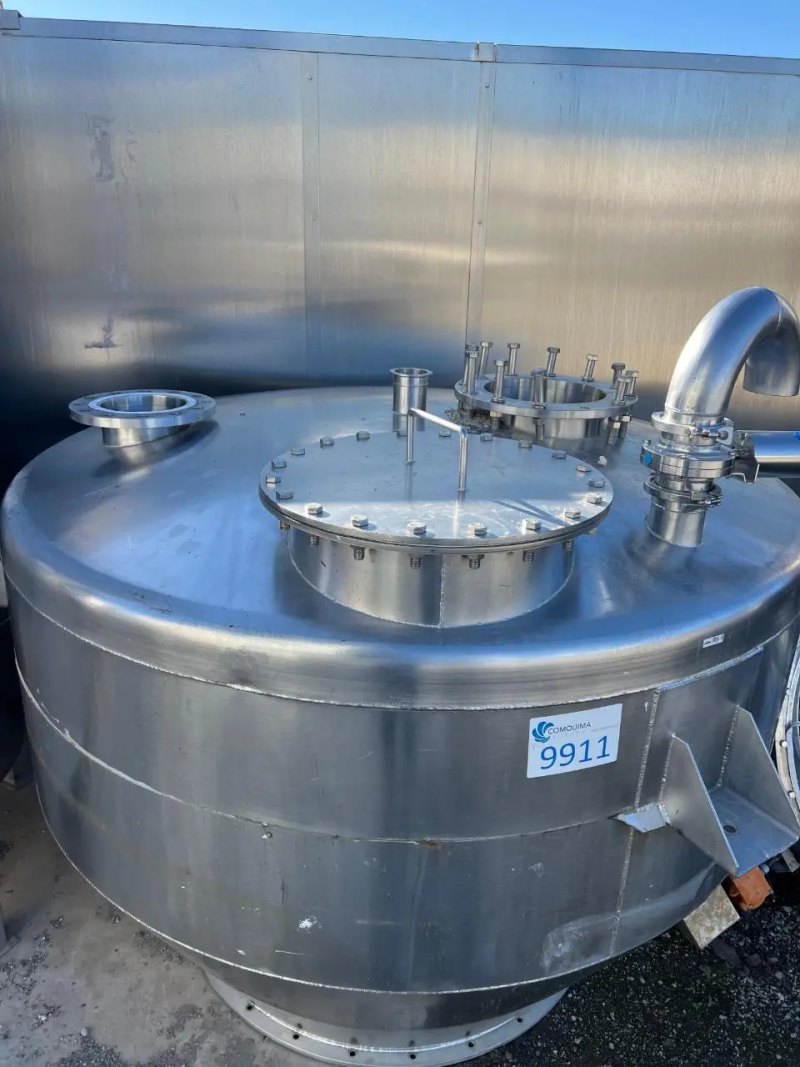 USED TANK FOR TRANSPORTATION OF SOLIDS