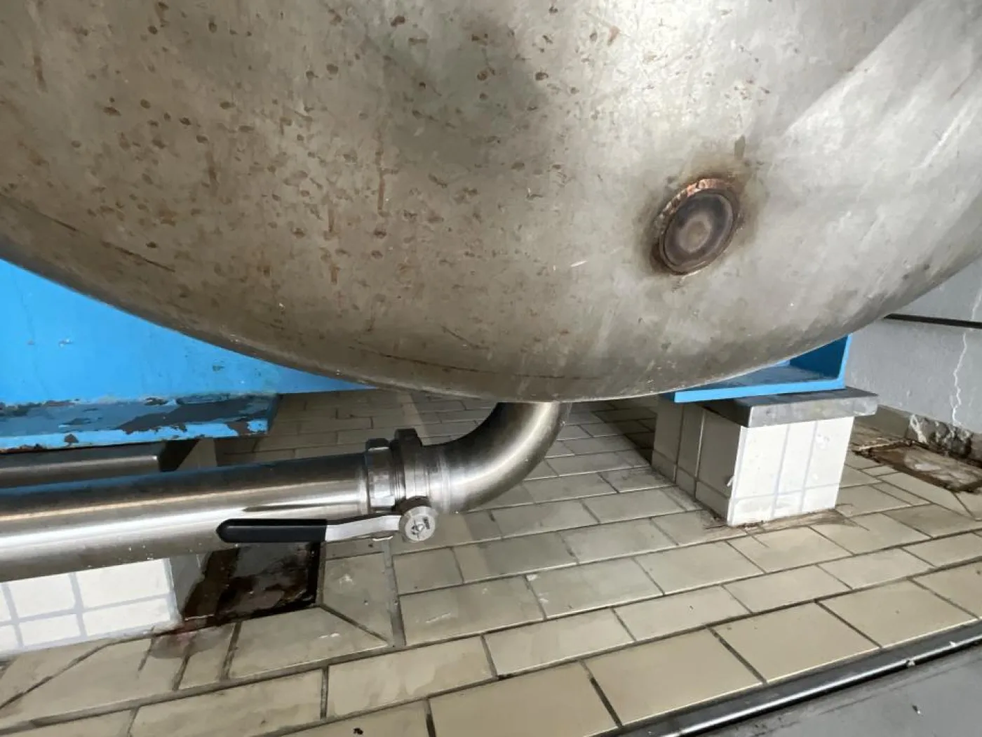 Unknown 10000 Litre Stainless Steel Horizontal Syrup Storage Tank - S - 5