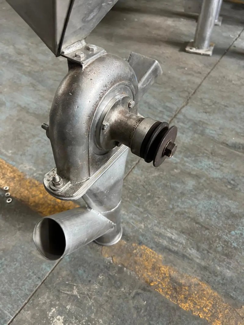 USED ROYAL TRIUMPH STAINLESS STEEL CROWN MILL