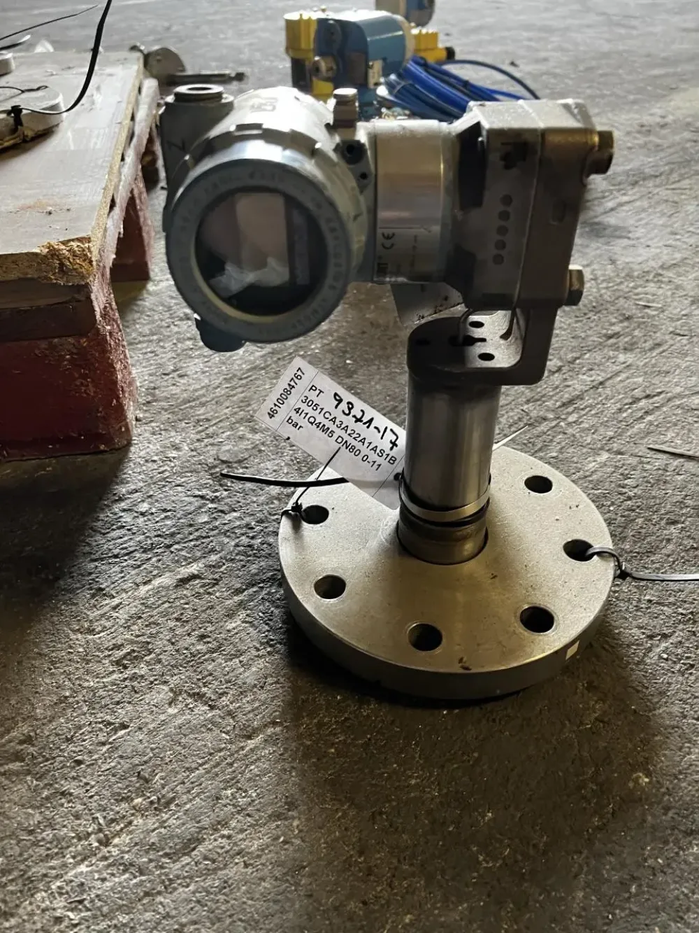 PRESSURE GAUGE C7062