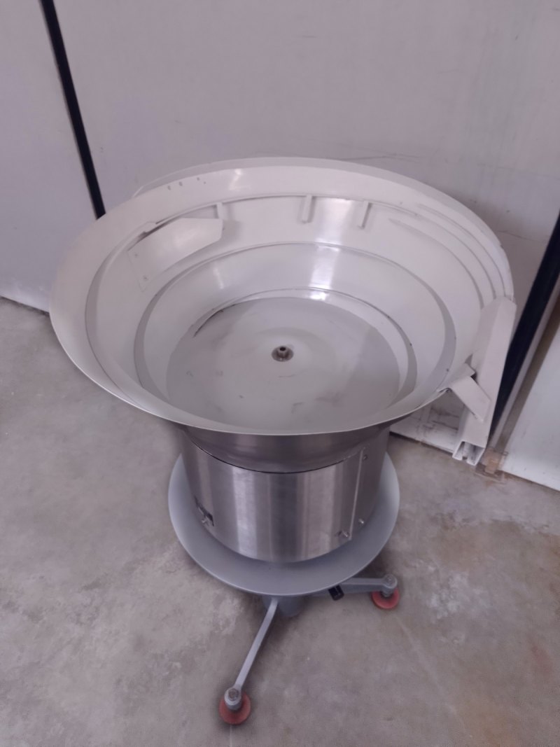 ALIMENTATORE VIBRANTE A TAZZA – 3 MASTER