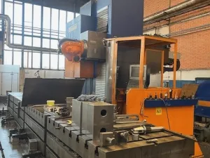 TRAVELLING COLUMN MILLING MACHINE TOS- KURIM FUQ 150V/14