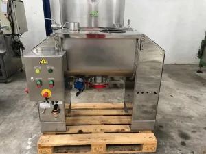 Mezcladora de bandas horizontal en acero inoxidable con capacidad de 100 litros
