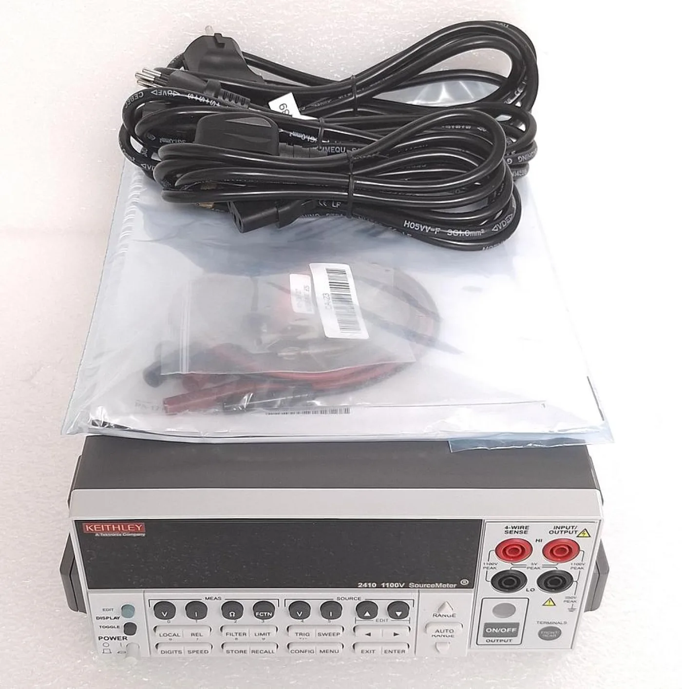Keithley 2410 - 1
