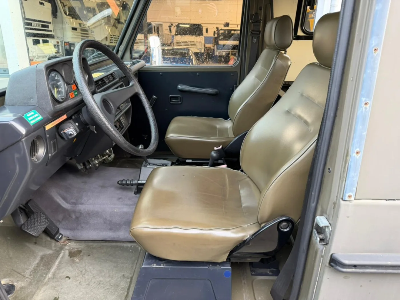 Mercedes-Benz G-230 - 4