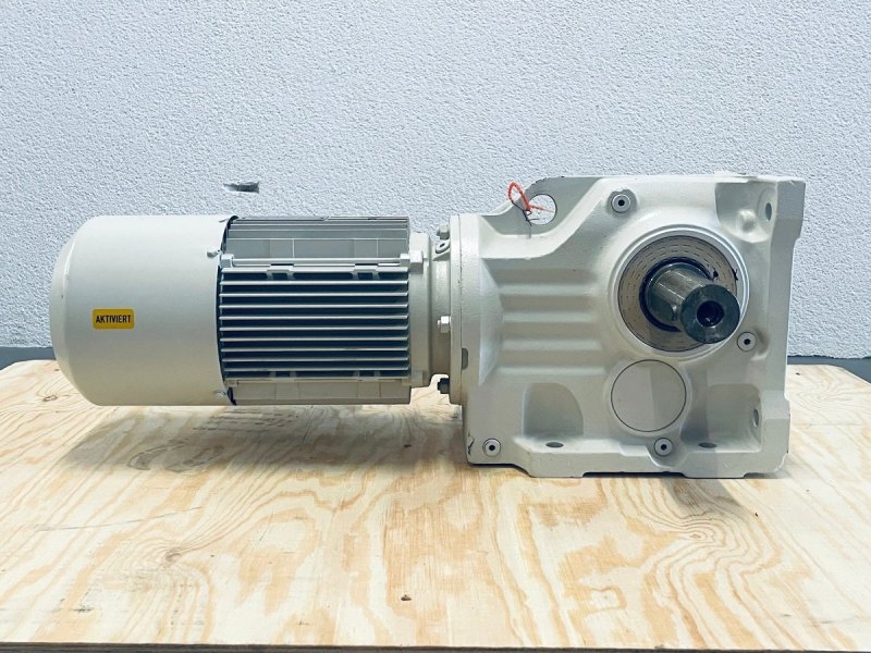 SEW Getriebemotor K77DT100LS4/BMG/HR/AS