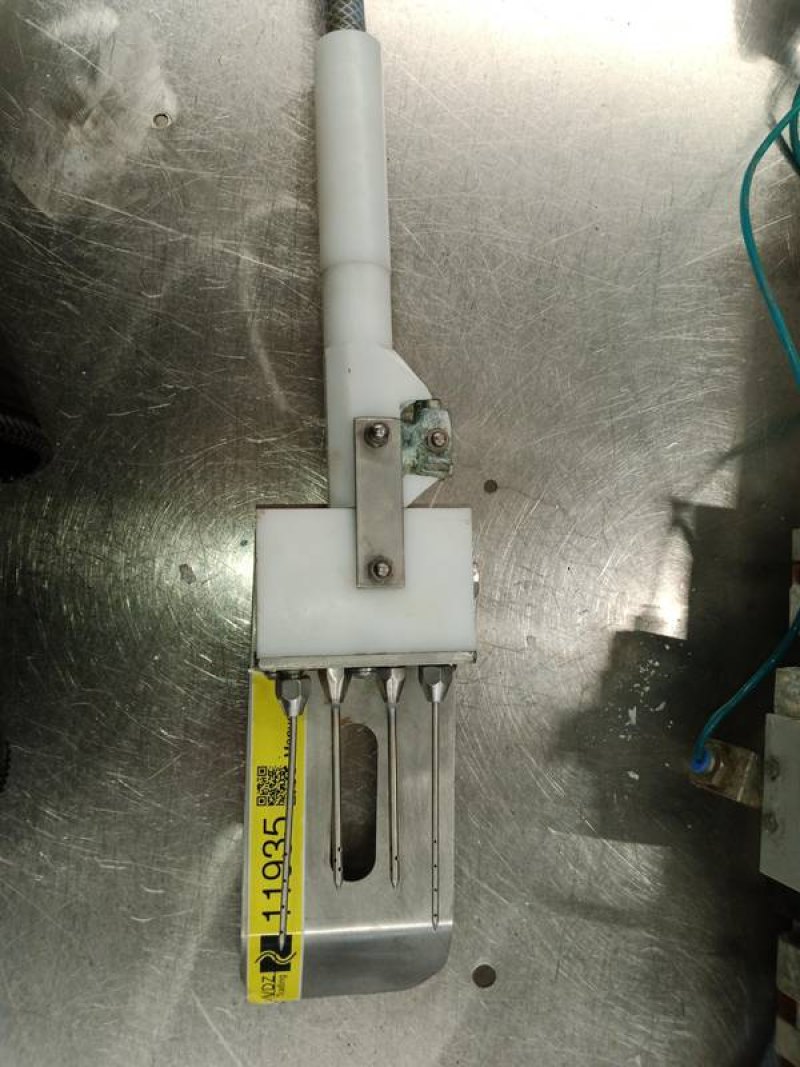 Manual injector