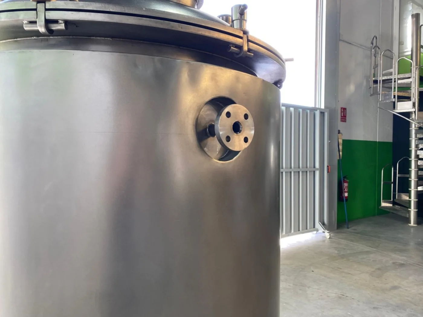 REACTOR 600L TRIPLE AGITACIÓN - 7