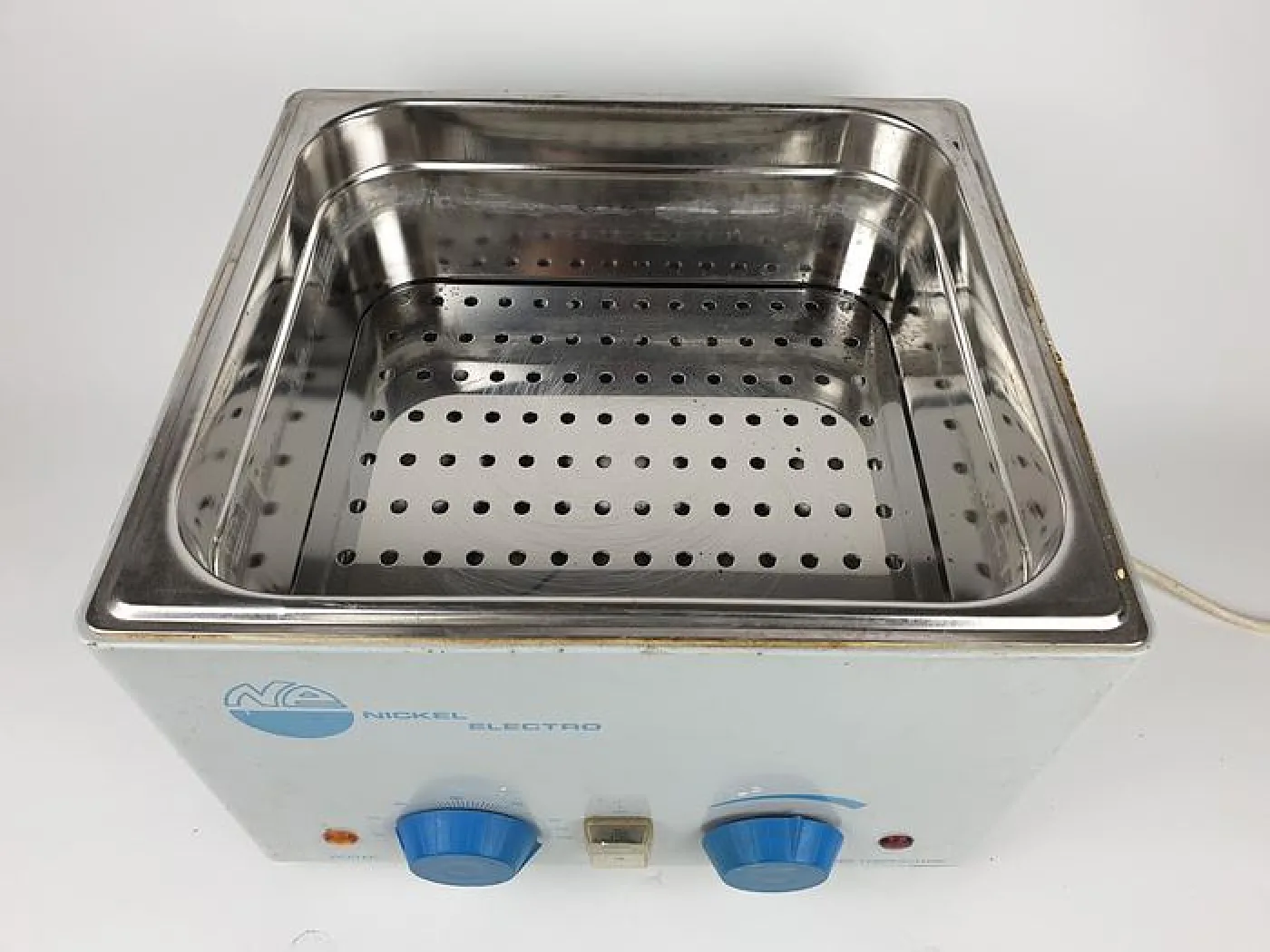 Nickel Electro Medical Water Bath - 3
