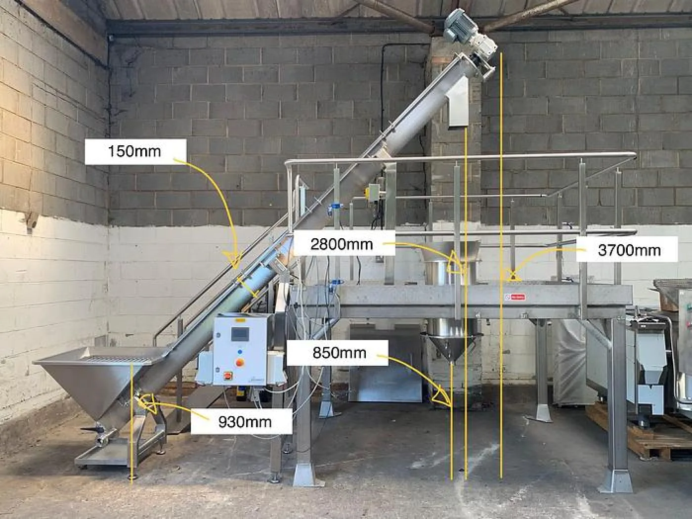 COMPLETE LINE: Auger Filler Incline Conveyor with Gantry - 2