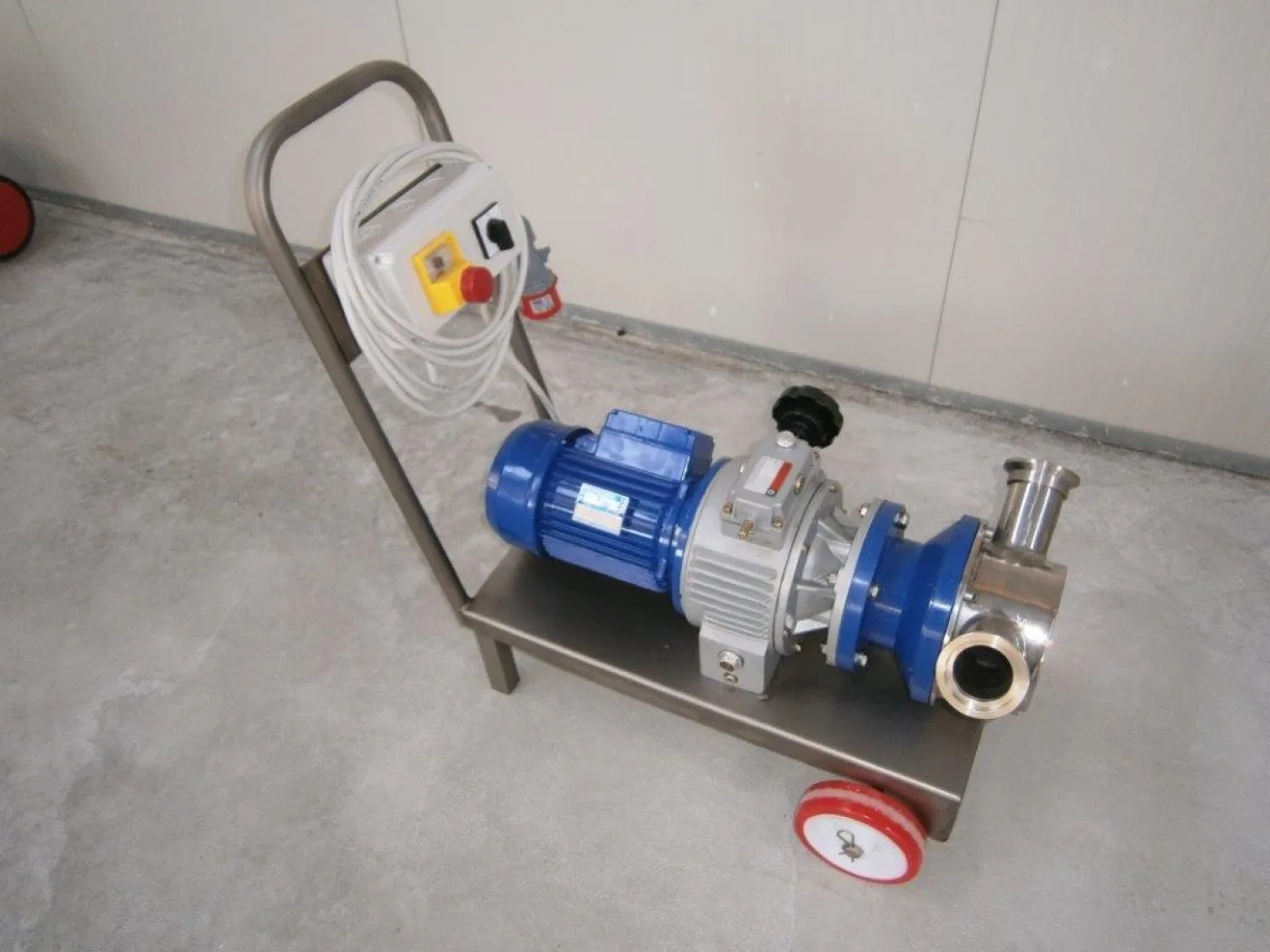 PUMP – ELECTRIC PUMP IN STAINLESS STEEL WITH FOOD NEOPRENE IMPELLER MOD. EURO 60 WITH MOTOVARIATORE THREE-PHASE 380 VOLT NEW MACHINE - 2