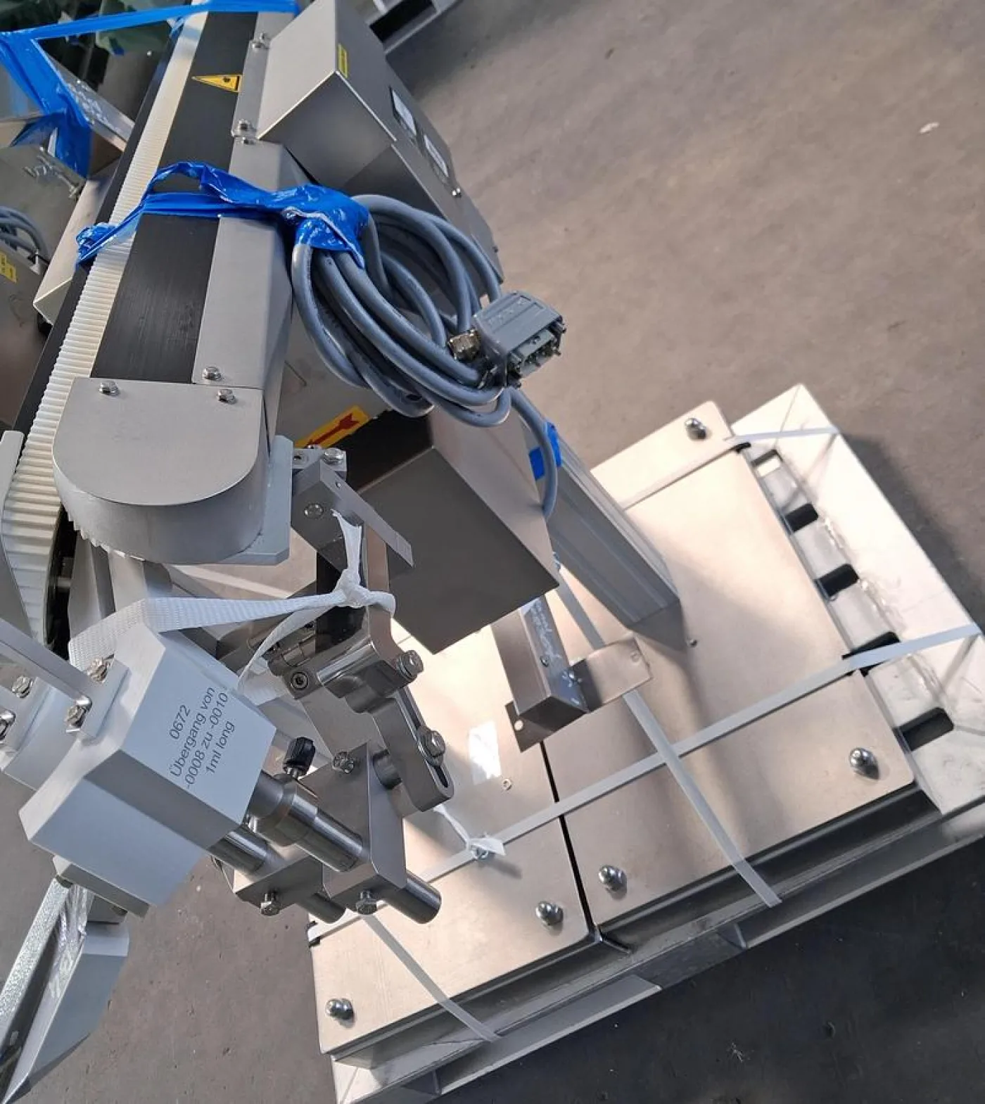 Inova Pharma Systems STS 1200 Edelstahl Zuführ- und Transportsystem - 5