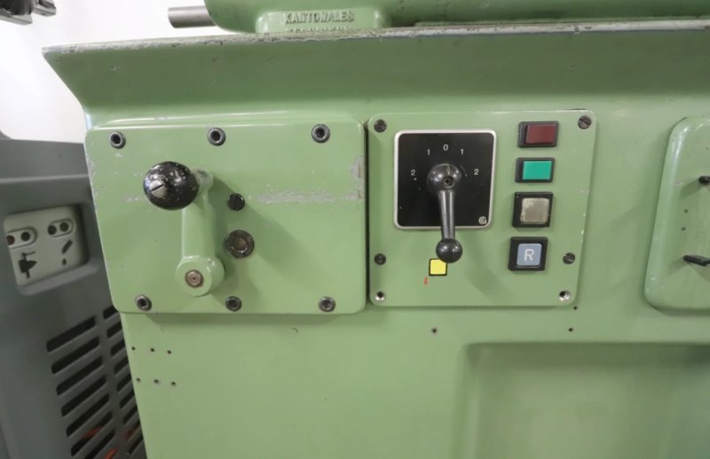 018932 - TECHNIKUM BIEL 102