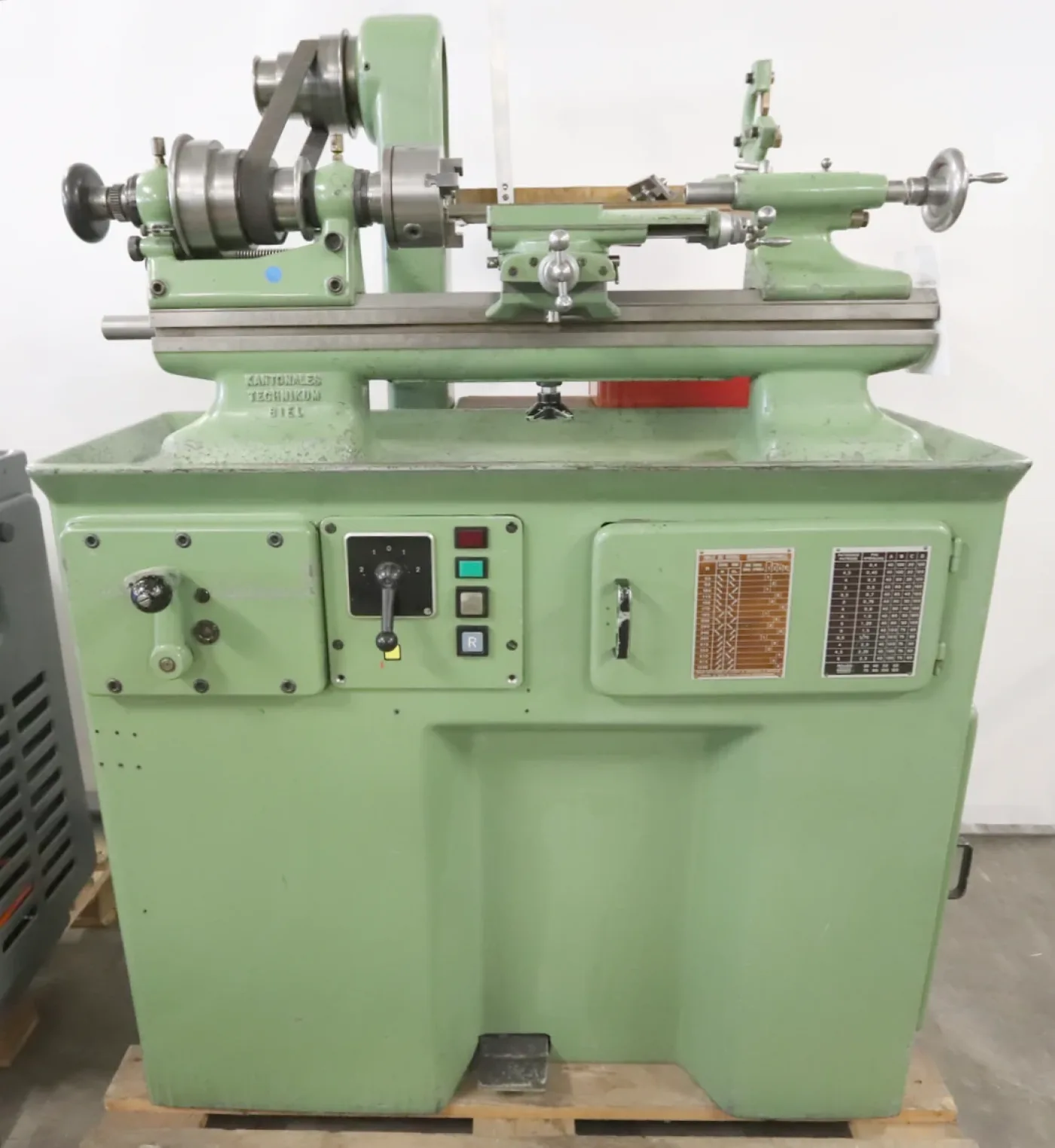 018932 - TECHNIKUM BIEL 102 - 1