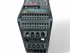 Siemens MICROMASTER Vector 6SE3213-6CA40 Frequenzumrichter