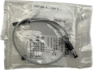 Festo Näherungsschalter SMT-8M-A-PS-24V-E-0,3-M8D