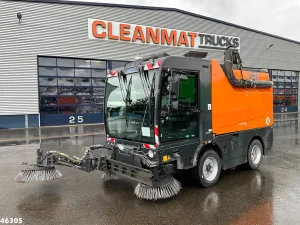 Schmidt Cleango 500 Kompakt Euro 6 with 3-rd brush
