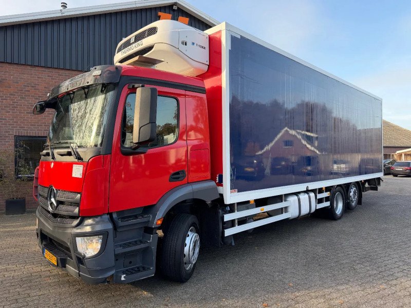 Mercedes-Benz Antos 2532 6X2 Thermo King T-1000R D+E 2T LBW Steering Axle EN Truck