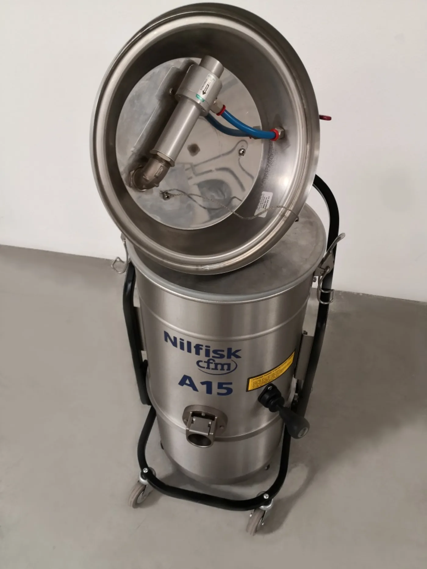 ASPIRATORE AD ARIA COMPRESSA – NILFISK CFM – MOD. A15 - 8