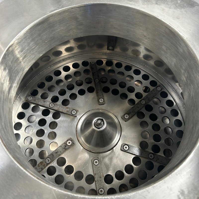 Pig stomach cleaner, La Parmentière
