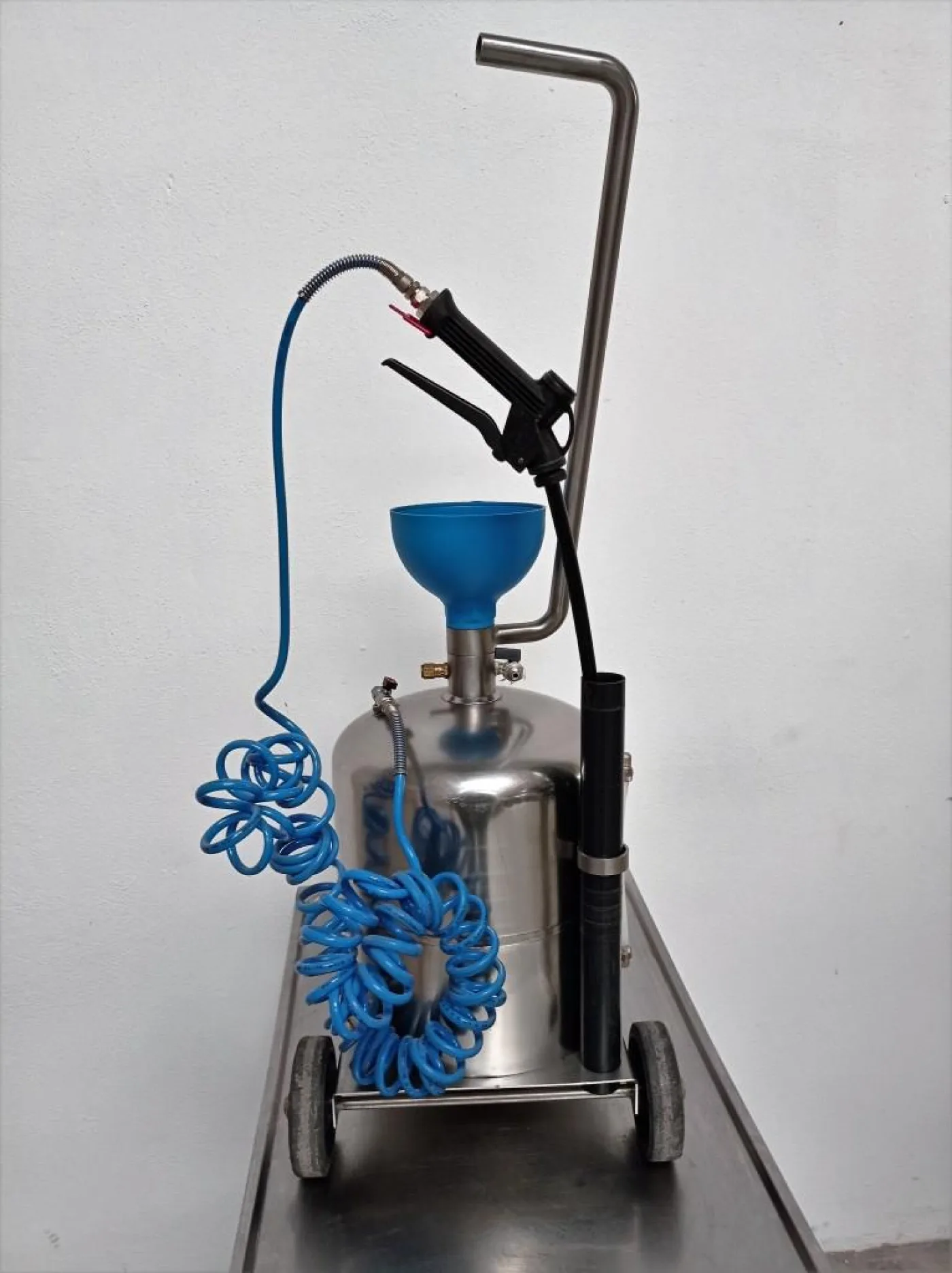 SERBATOIO MONTALIQUIDI CARRELLATO INOX – RAMEX – MOD. 1624 - 3