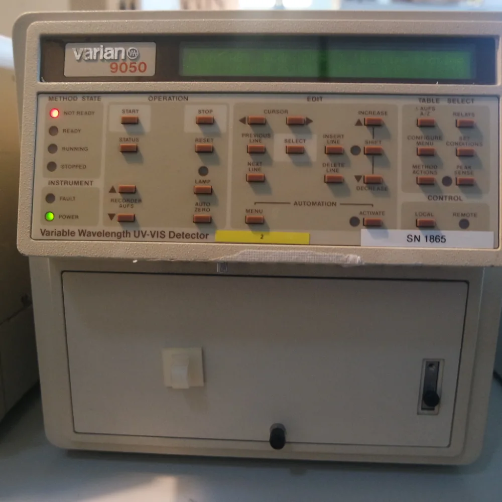 1087 – Spare parts Varian 9050 UV-VIS detector