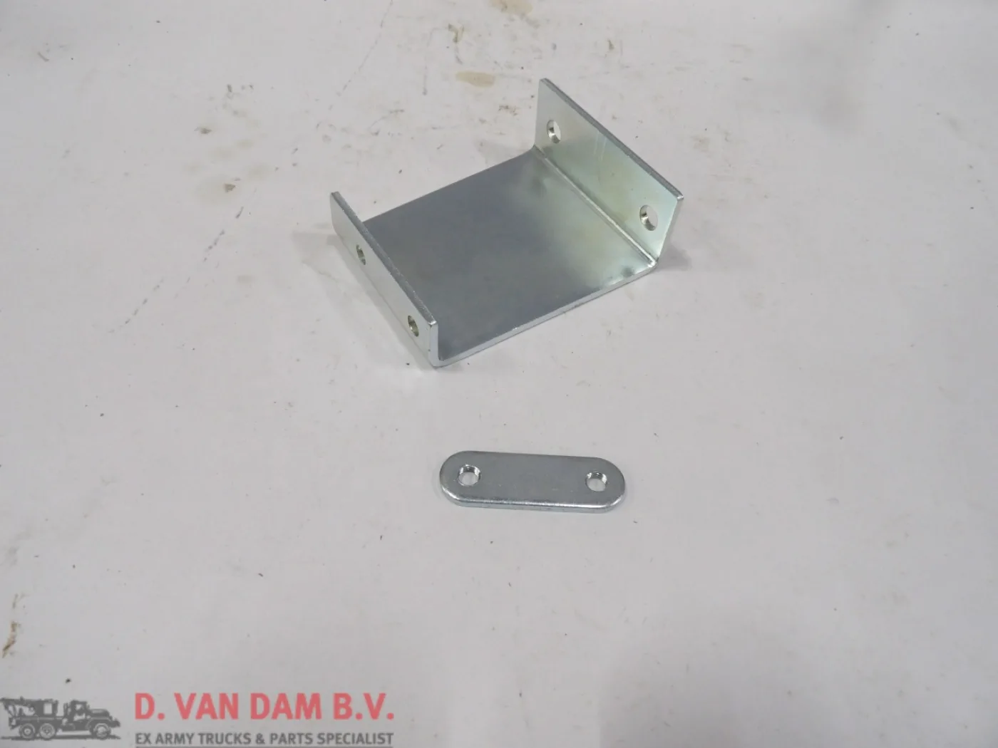 Beugel claxon tegen vuurwand - 1