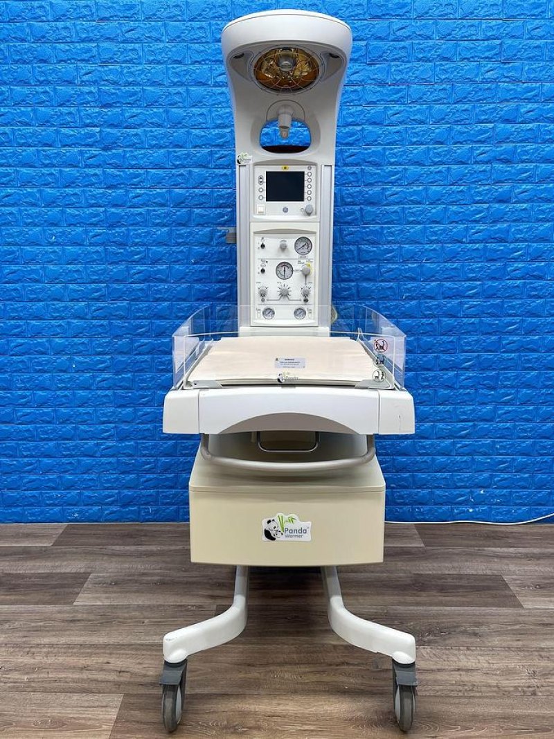 GE Panda Incubator YOM: 2010