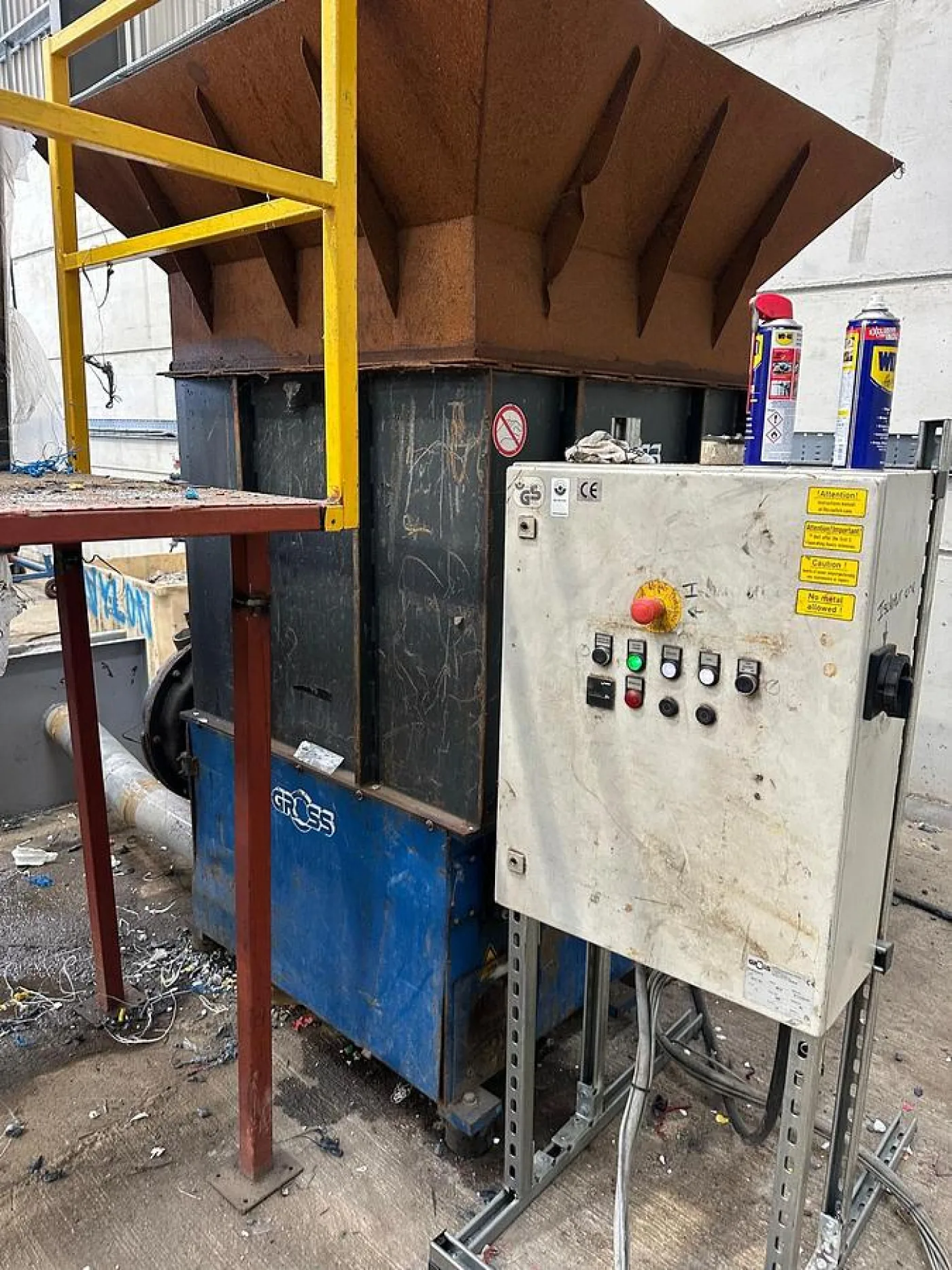 2014 Gross GAZ 102 Single-Shaft Shredder - 2