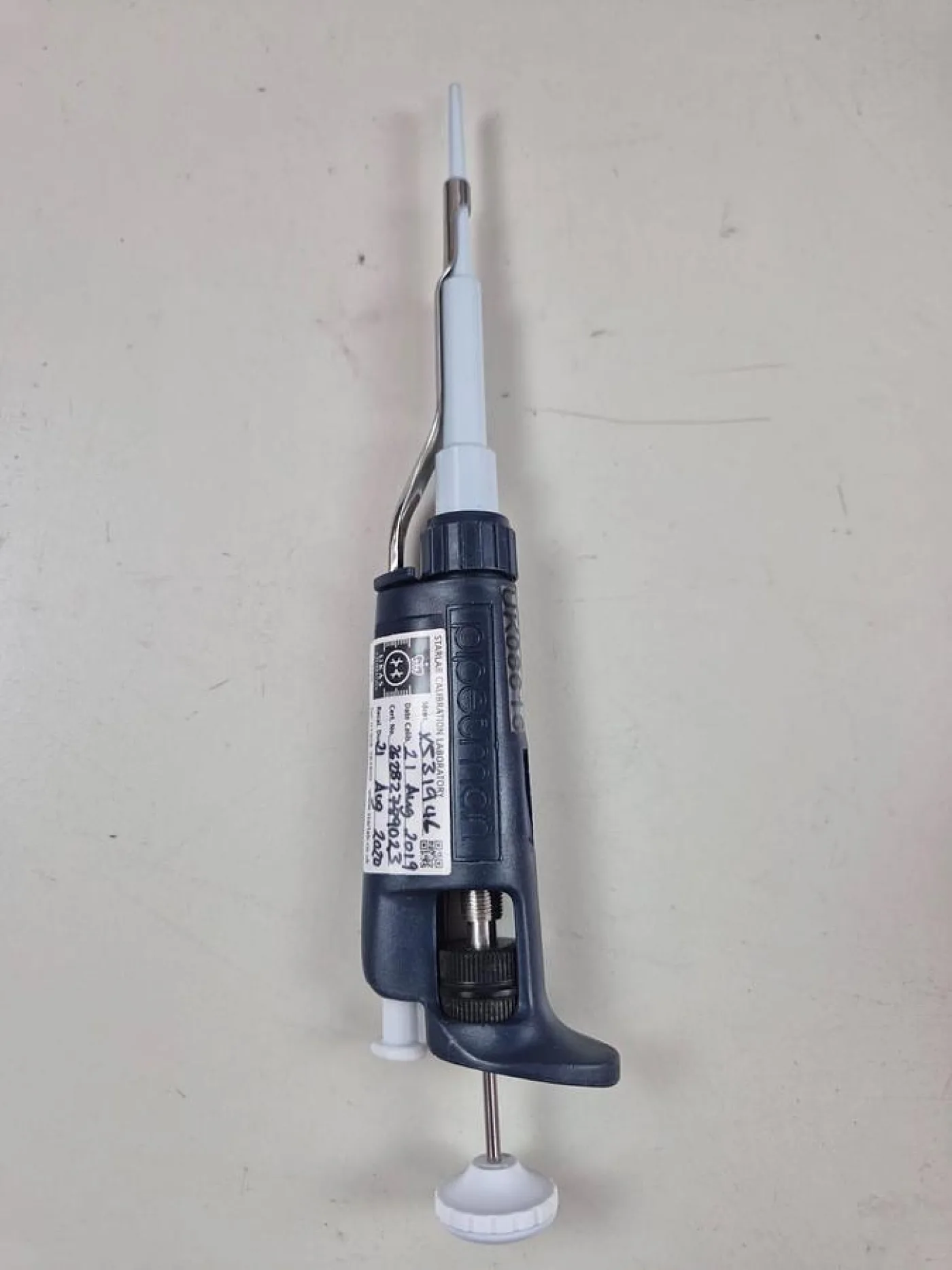 Pipetman Gilson P200 50-200 Yellow Pipette - 1