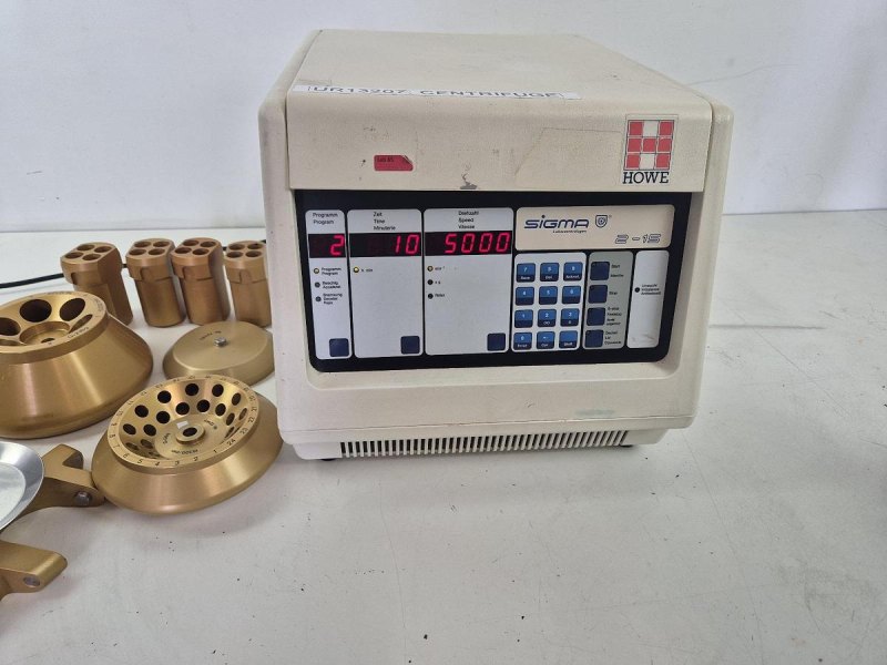 Sigma 2-15 Centrifuge + Accessories