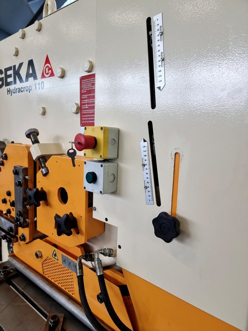 Profilstahlschere HYD 110 A