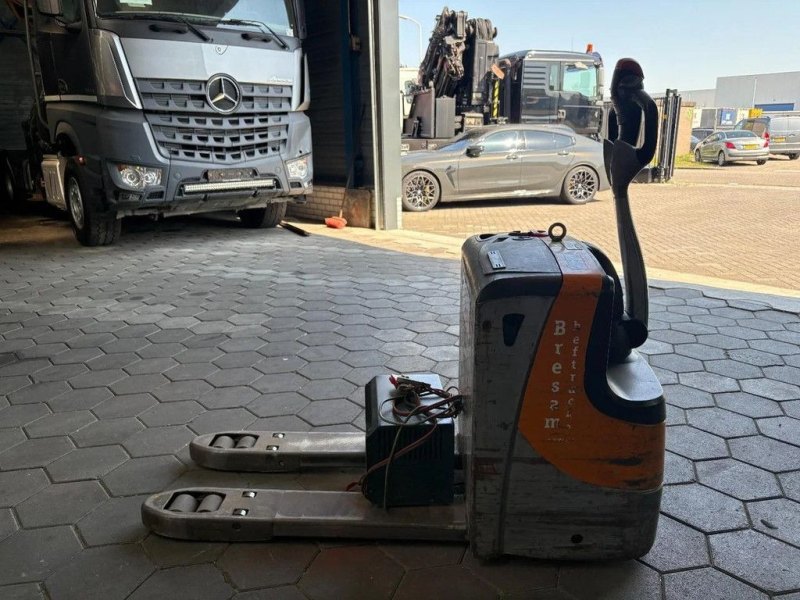 Still EXU 16 EXU 16 + 1600 KG + 24 VOLT + BATTERY CHARGER