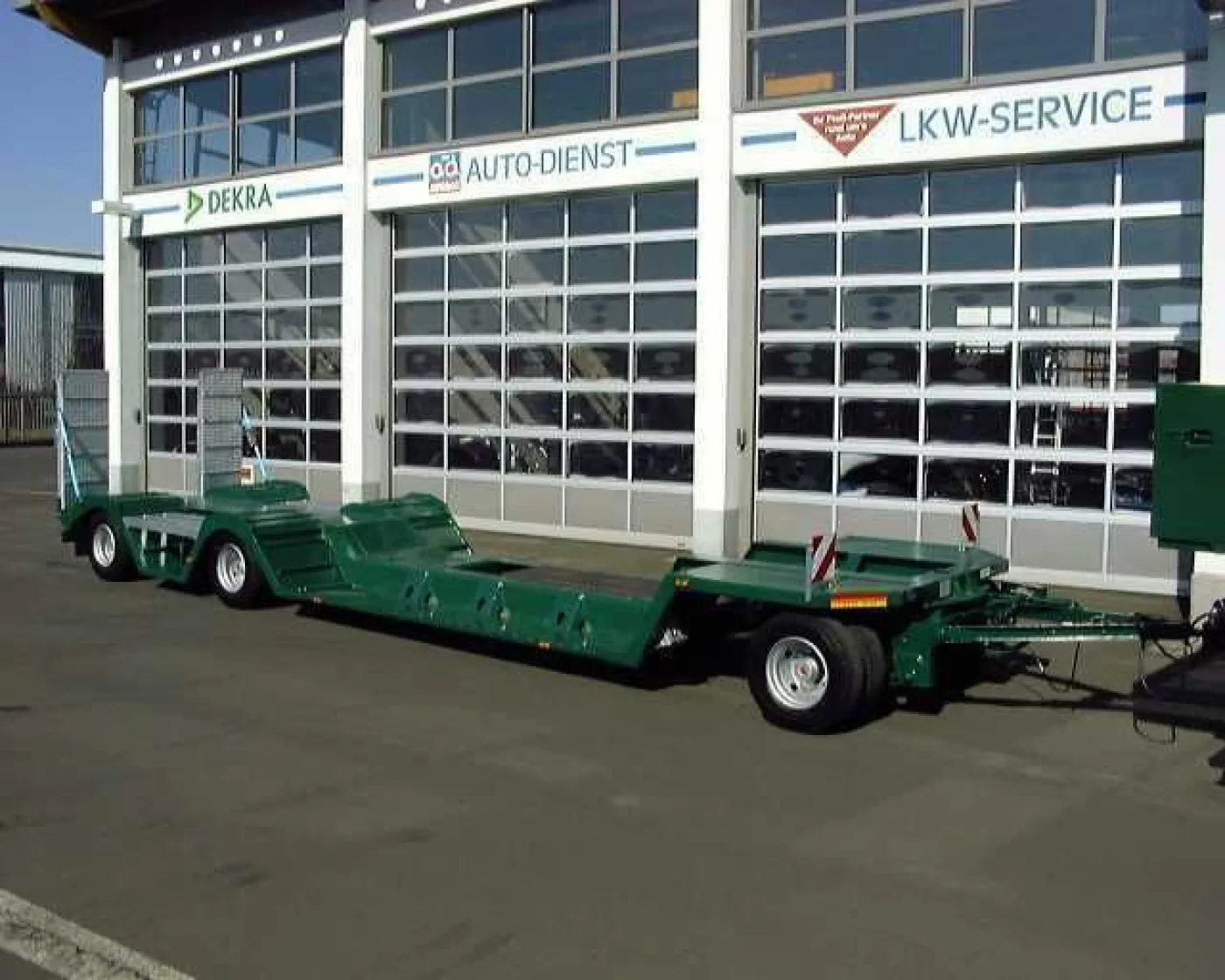 Ebert TL 30 ST Spezialtieflader - 1