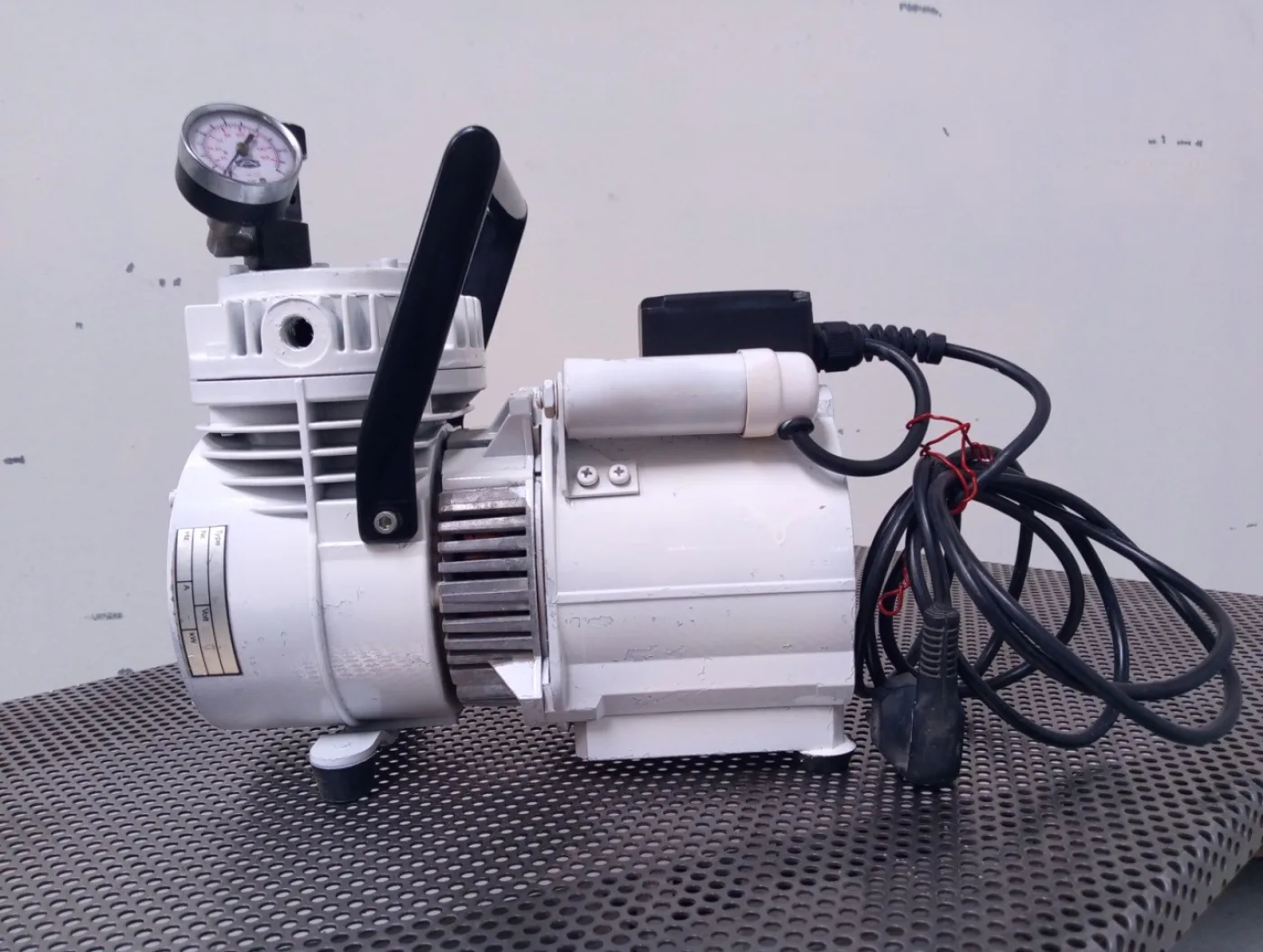 POMPA PER VUOTO – KNF – MOD. N035AN18 - 8