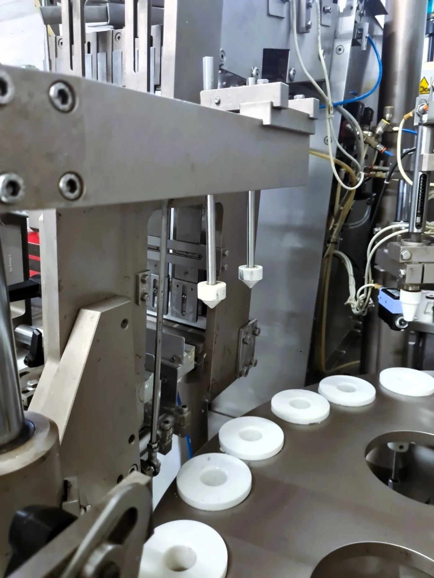 INTUBETTATRICE PER TUBETTI IN PLASTICA – UNIPAC ROMACO – MOD. UNIPAC 240 - 6