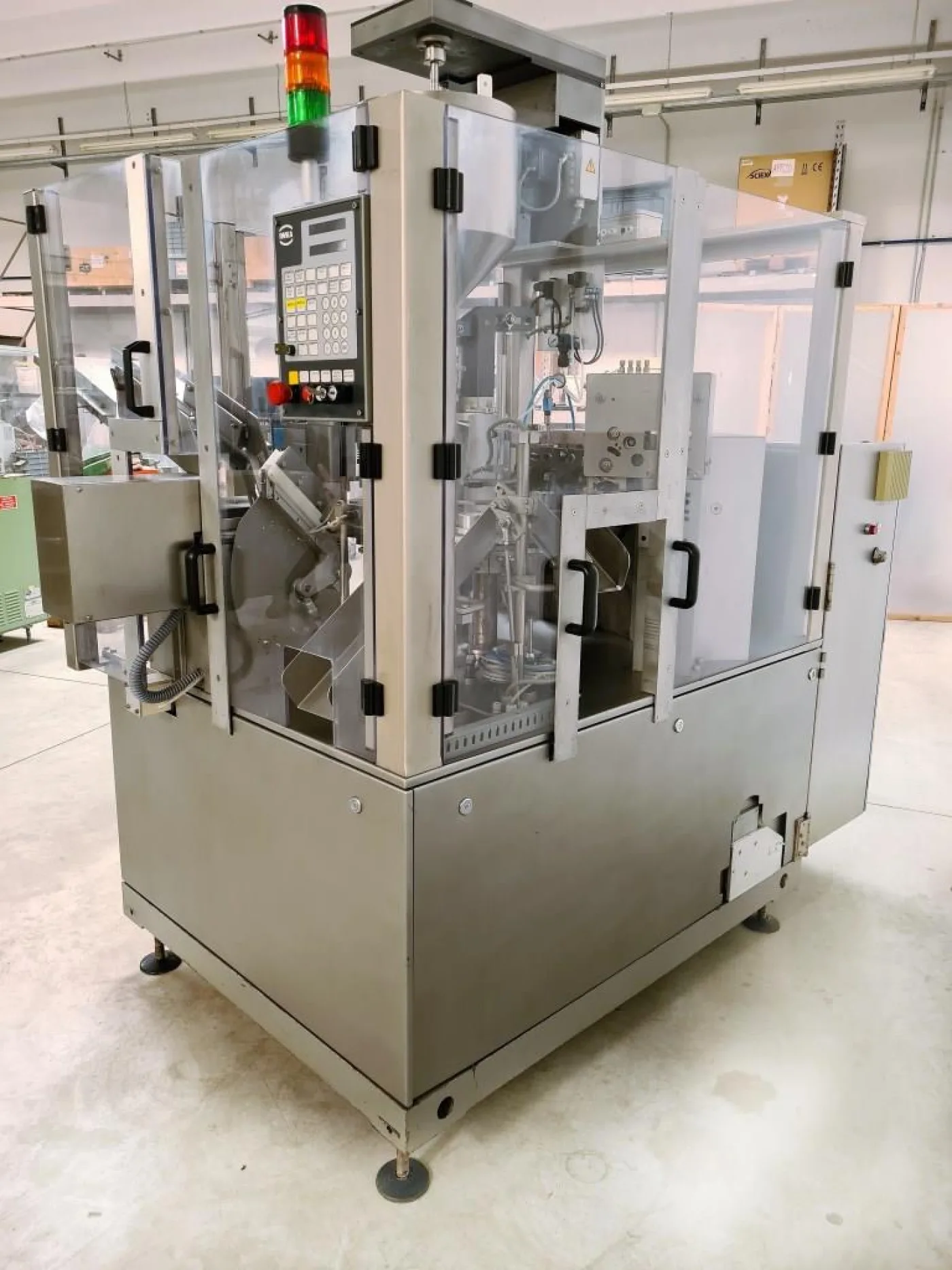INTUBETTATRICE PER TUBETTI METALLICI – IWKA – MOD. TFS 20 - 4