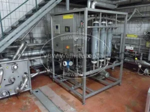 Membrane water degassing unit