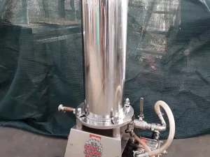 FILTRO PRESSA AGENZIA ENOLOGICA ITALIANA – MOD. 200