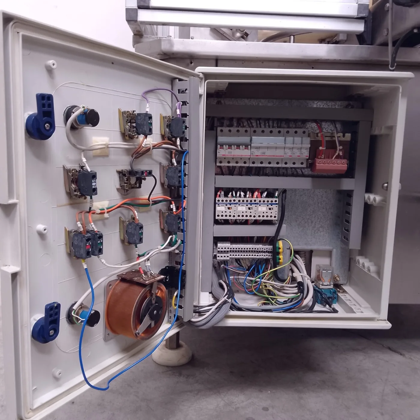 RIEMPITRICE TAPPATRICE – COMAS – MOD. RF-1000 - 8